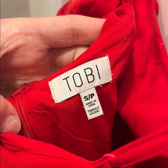 Red Ruffled Lace Dress - Picture 2 of 2